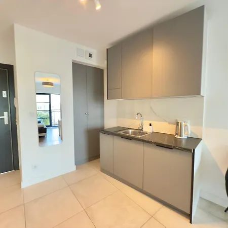 Torunska 20 & Parking *