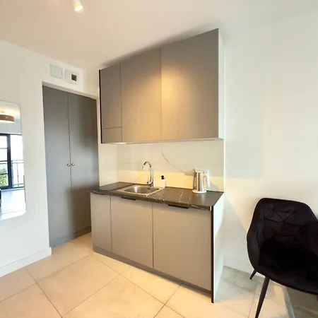 Torunska 20 & Parking