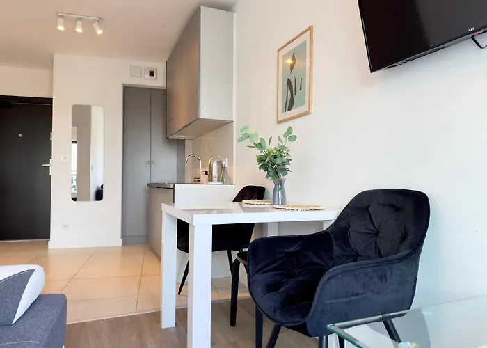 Torunska 20 & Parking